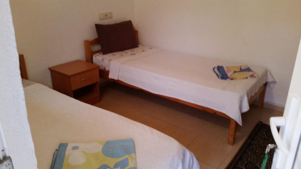Bed and Breakfast George House Faralya Exterior foto
